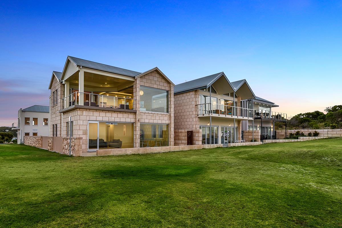 robe-beachfront_4.jpg